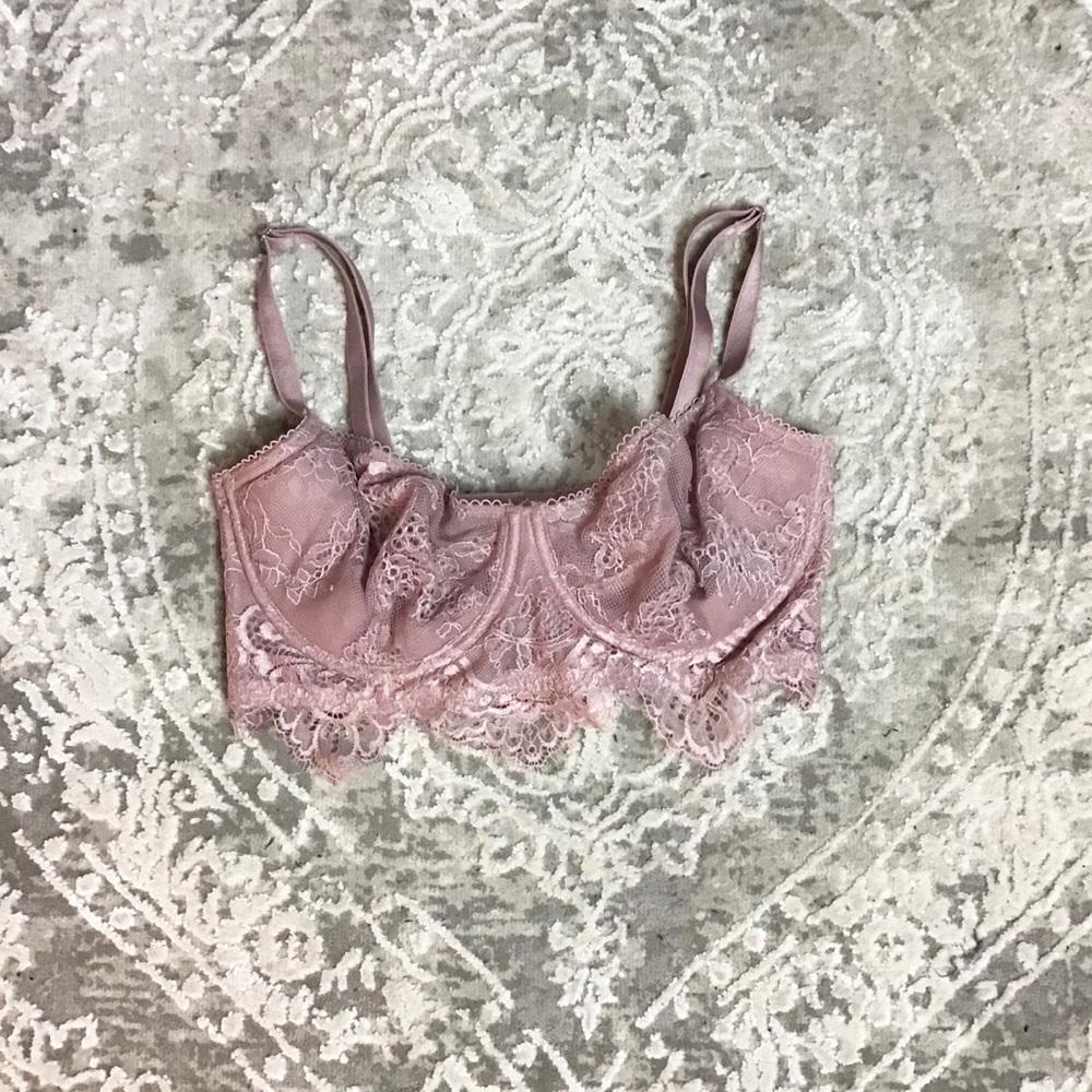 Victoria’s Secret Unlined Uplift Balconette Bra